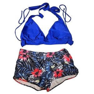 Shein bikini, floral print bottoms and solid blue top size XL